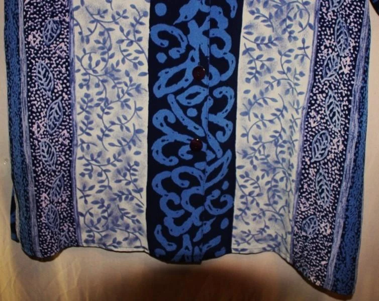 #Blauw shirt T46/48 maar eerder T48 – photo 3
